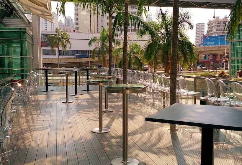 Decapolis Hotel Panama City