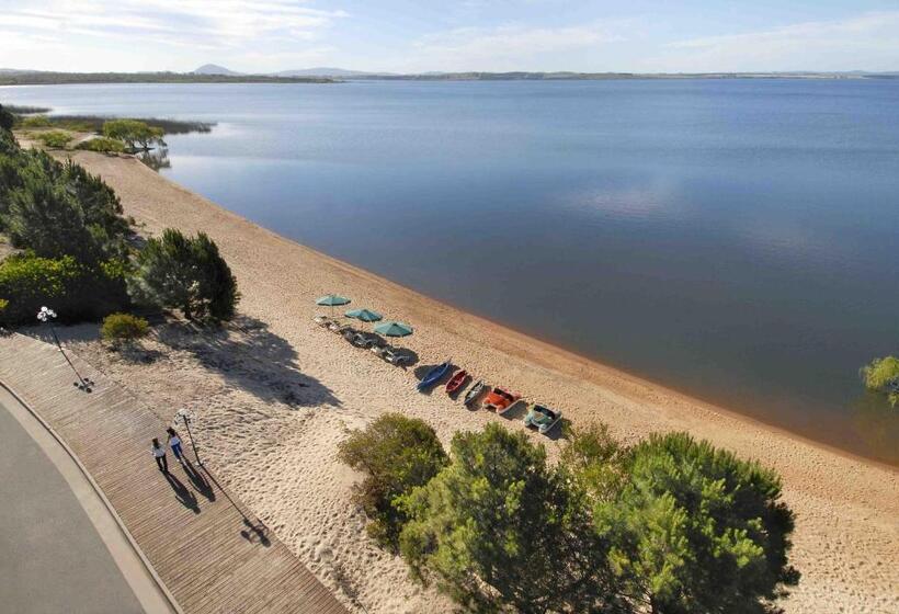 هتل Del Lago Golf & Art Resort