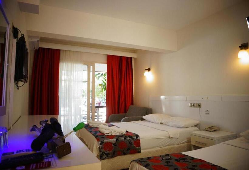 Delfi Hotel Spa & Wellness Center