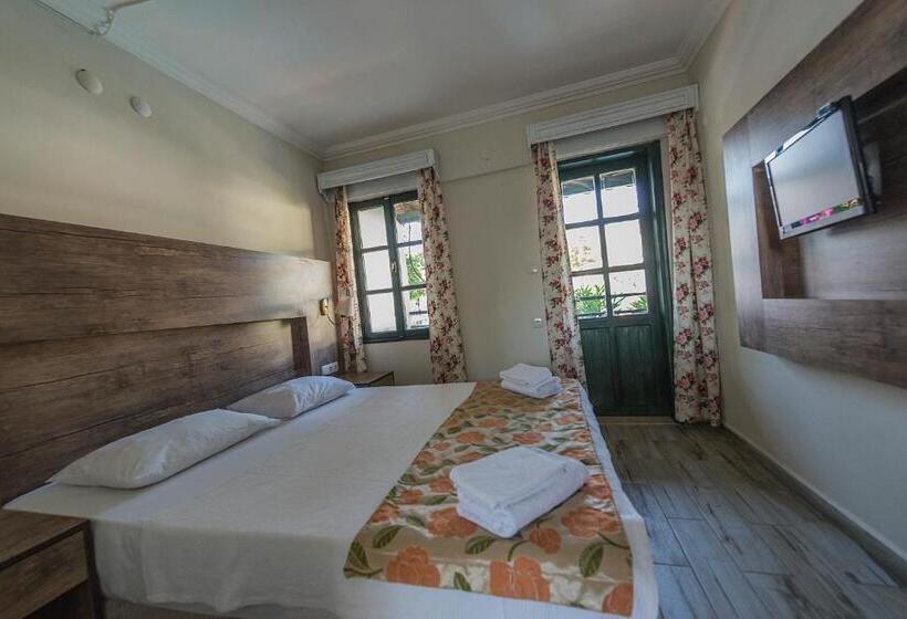 Delfi Hotel Spa & Wellness Center