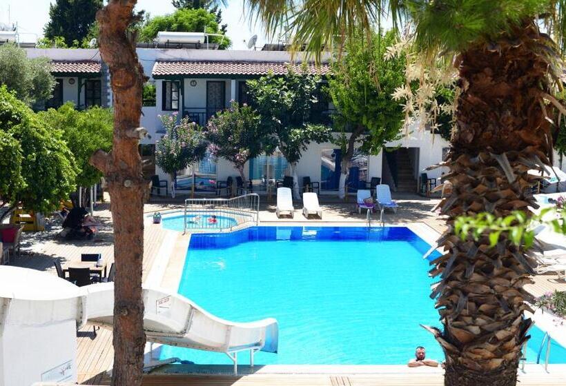 Delfi Hotel Spa & Wellness Center