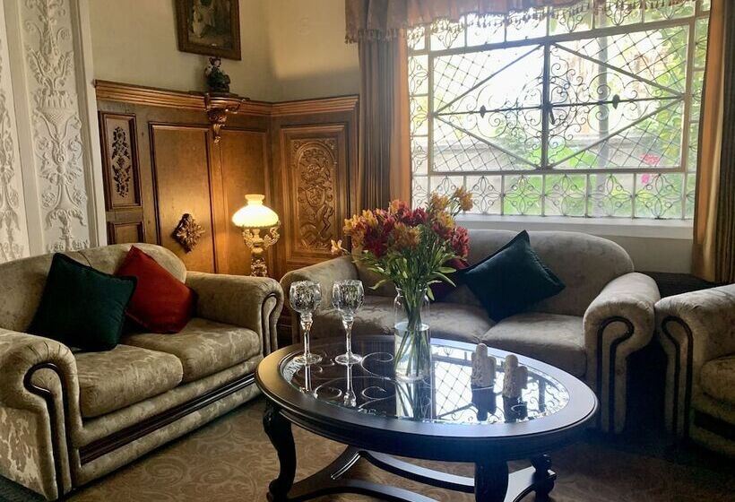 ホテル El Balcon Hostal Turistico