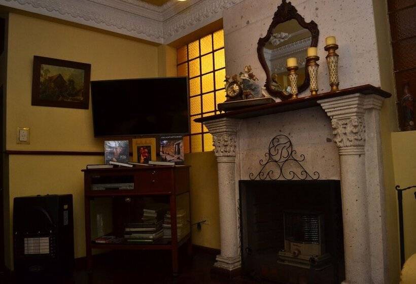 ホテル El Balcon Hostal Turistico