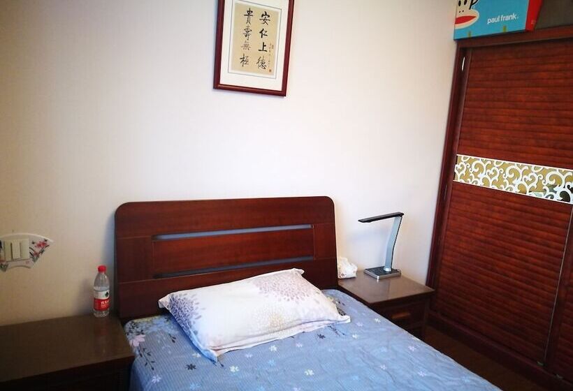 호텔 Shanghai The Bund View Guesthouse