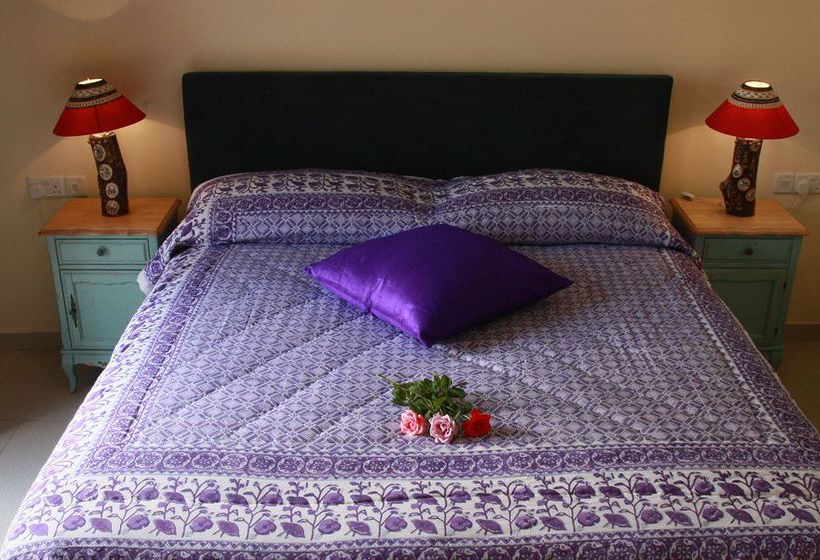 酒店 Latchi Family Resort