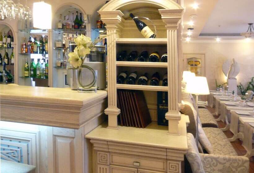 هتل Eney Boutique