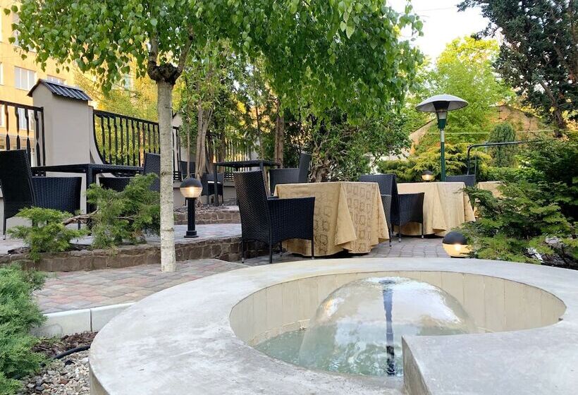 هتل Eney Boutique