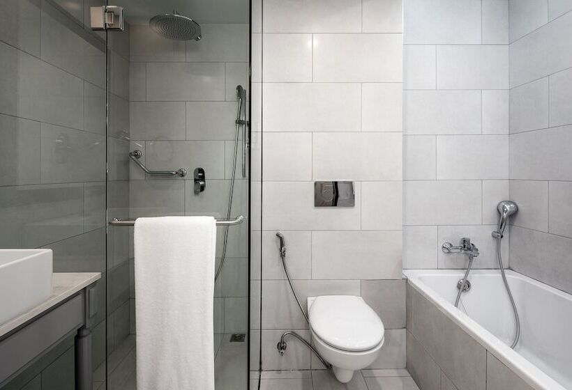 هتل Four Points By Sheraton Arusha, The Arusha