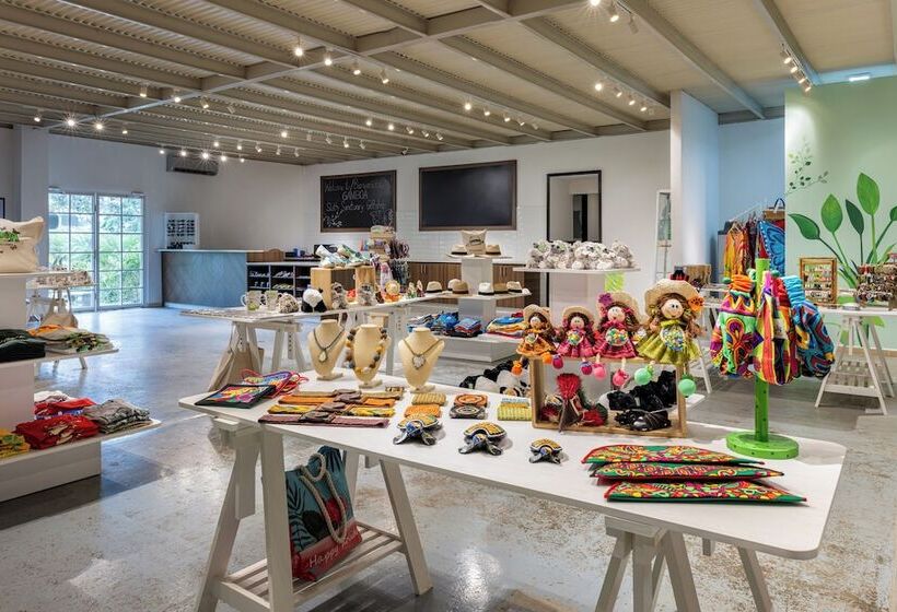 בית מלון כפרי Gamboa Rainforest Reserve