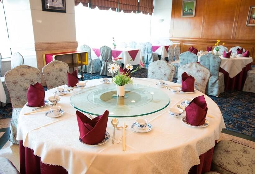 هتل Golden Crown China