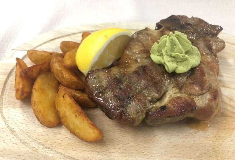 בית מלון כפרי Golden Tulip Varna