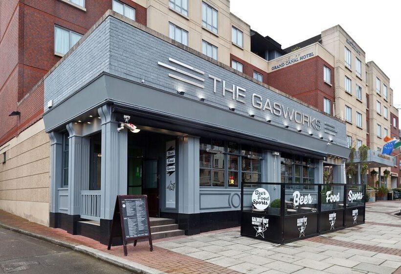 בית מלון כפרי Grand Canal