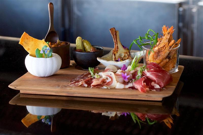 Отель Grand Hôtel De Cala Rossa & Spa Nucca