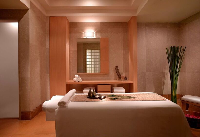 Grand Hyatt Mumbai Hotel And Residences