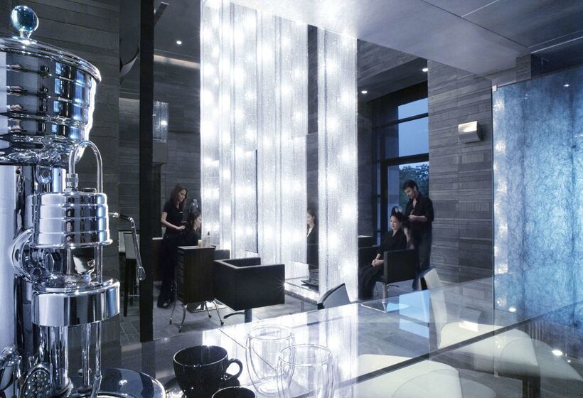 Grand Hyatt Mumbai Hotel And Residences