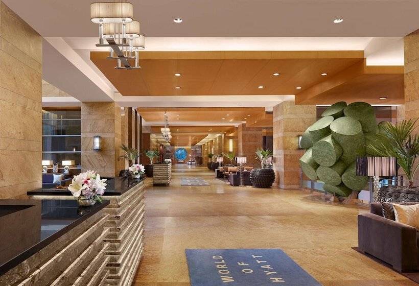 Grand Hyatt Mumbai Hotel And Residences