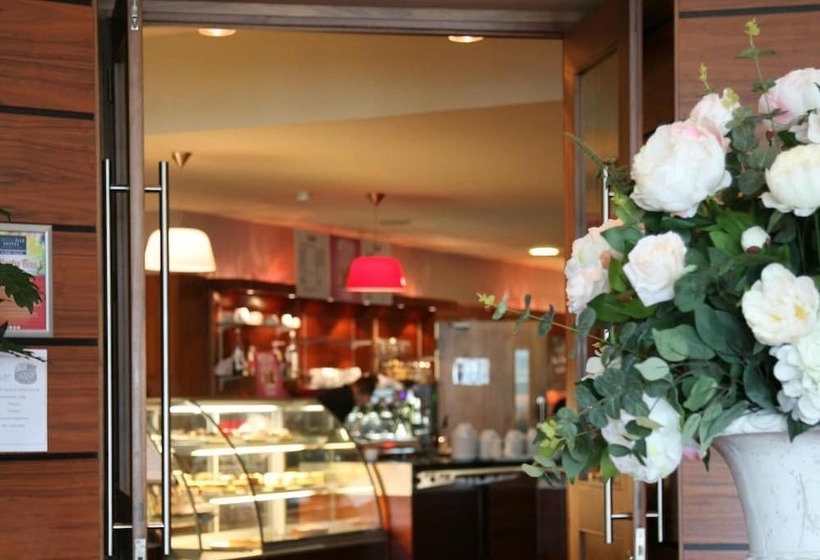 Green Isle Hotel, Dublin
