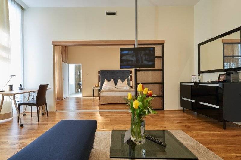 هتل Hilight Suites