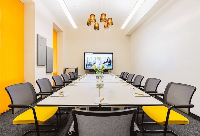 هتل Hilight Suites