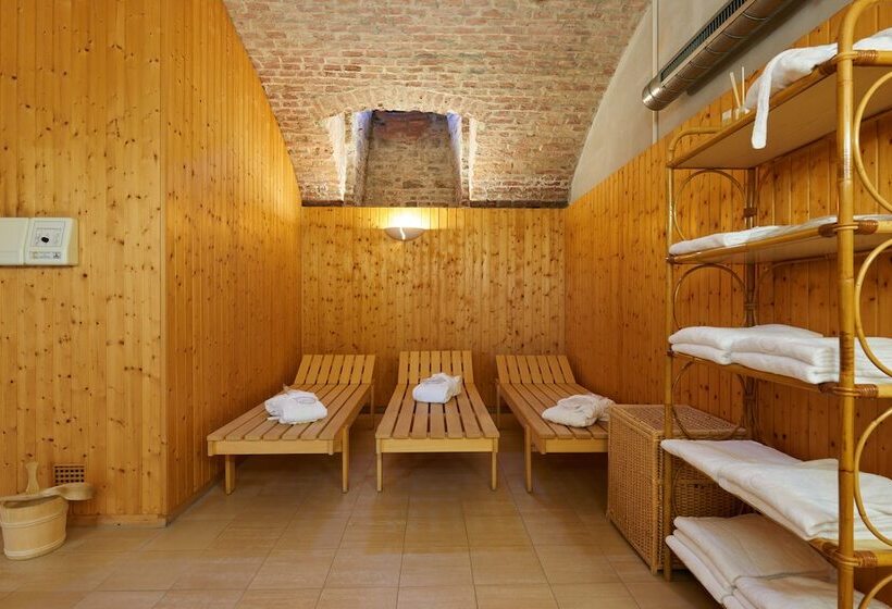 هتل Hilight Suites