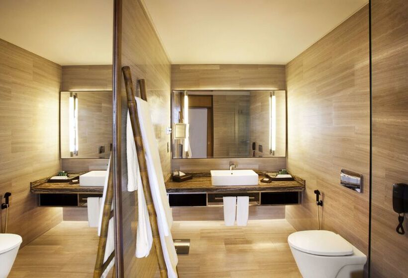 בית מלון כפרי Hilton Colombo Residence