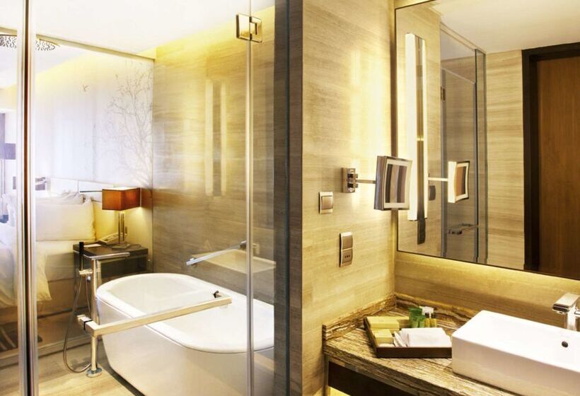 בית מלון כפרי Hilton Colombo Residence