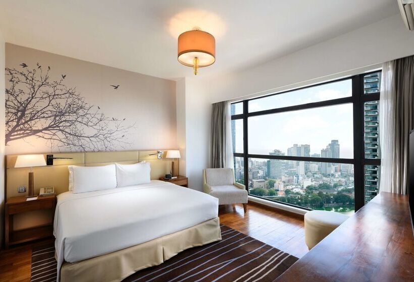 בית מלון כפרי Hilton Colombo Residence