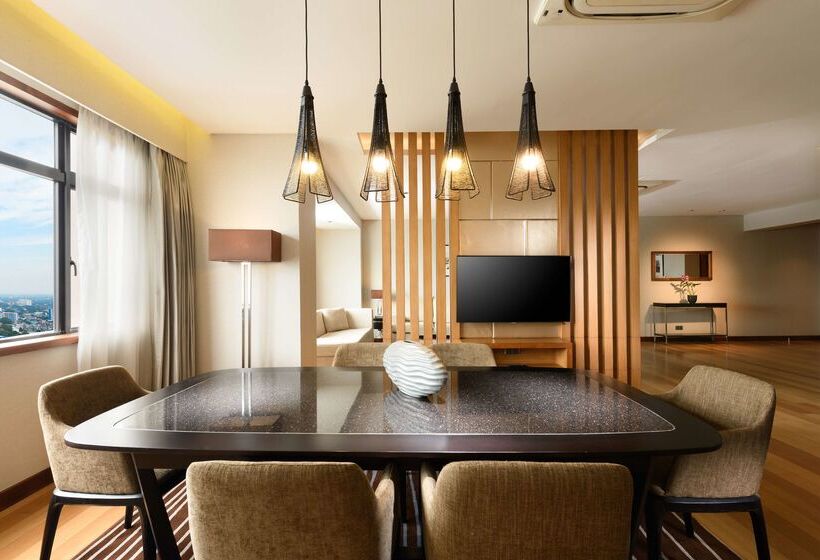 בית מלון כפרי Hilton Colombo Residence