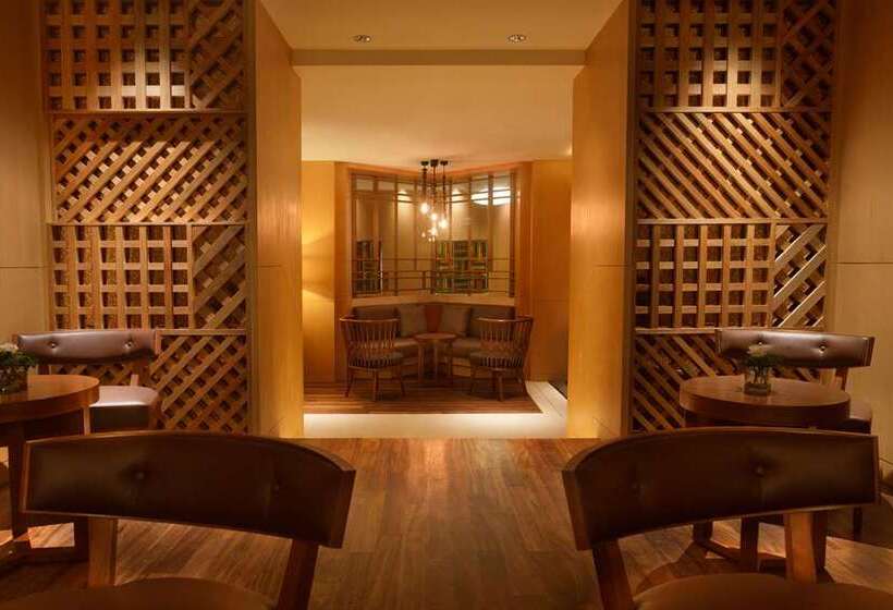 בית מלון כפרי Hilton Colombo Residence