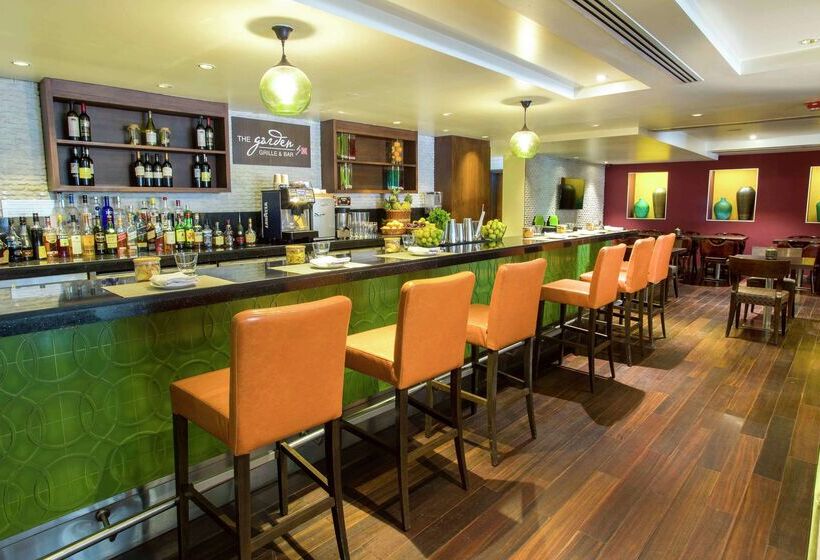 酒店 Hilton Garden Inn Trivandrum