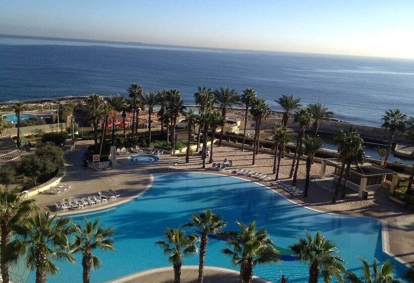 هتل Hilton Malta