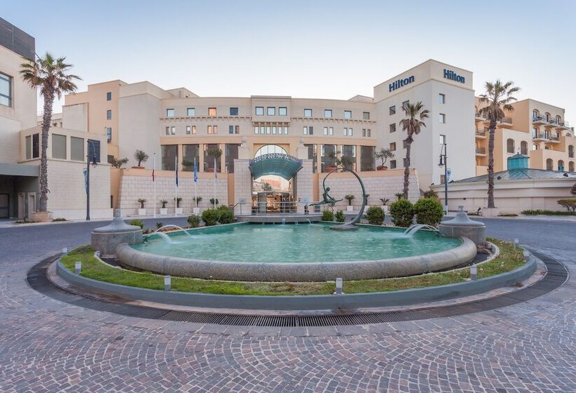 هتل Hilton Malta