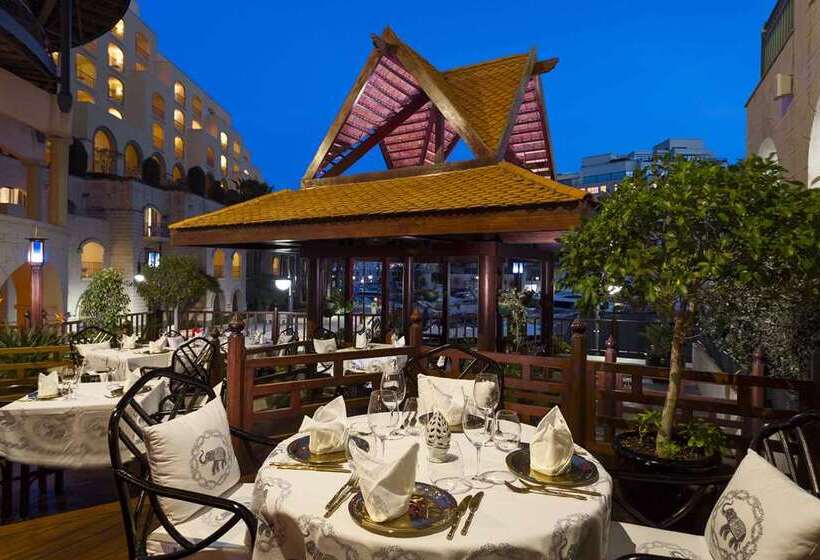 هتل Hilton Malta
