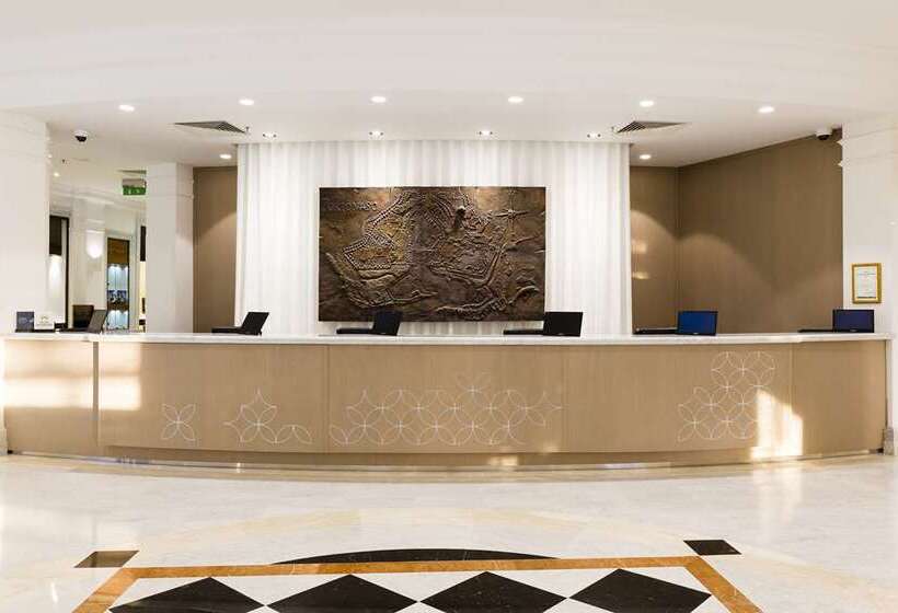 هتل Hilton Malta