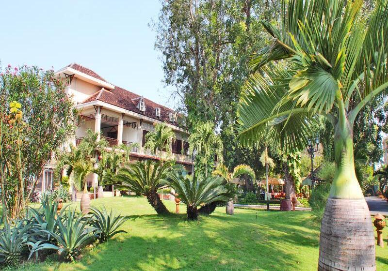 هتل Hoi An Historic