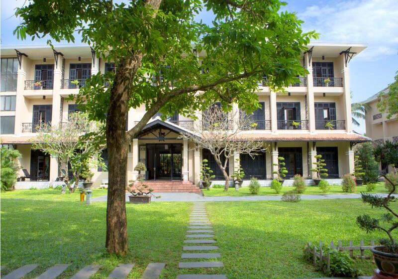 هتل Hoi An Historic