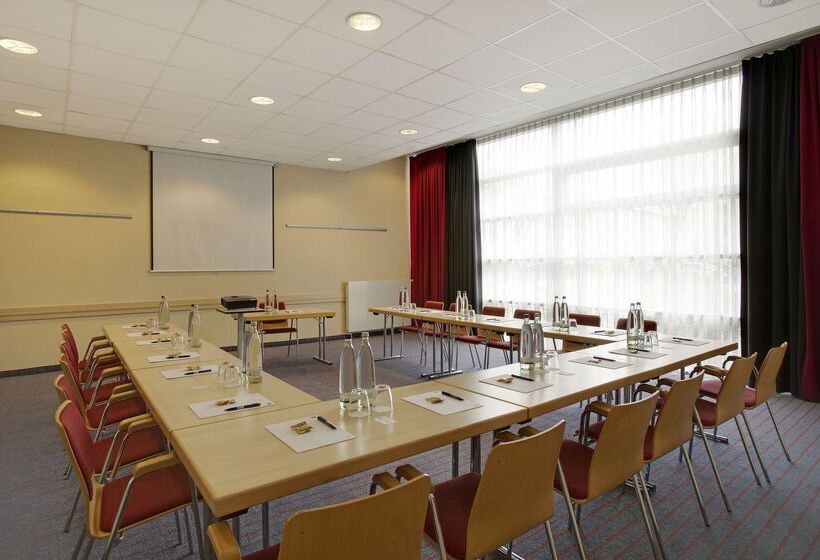 酒店 Holiday Inn Express Frankfurt Messe, An Ihg