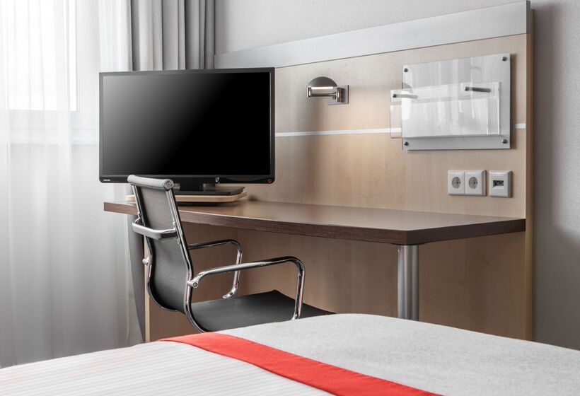 هتل Holiday Inn Express München Messe, An Ihg