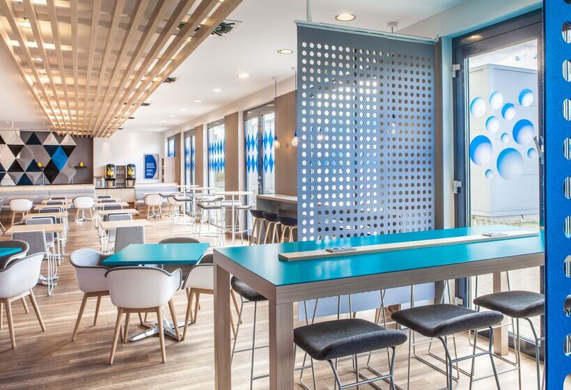 هتل Holiday Inn Express München Messe, An Ihg