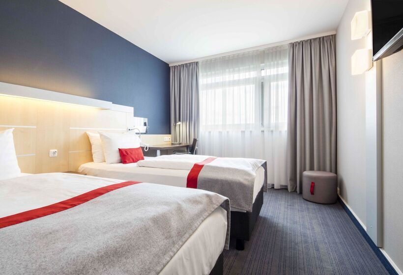 هتل Holiday Inn Express München Messe, An Ihg
