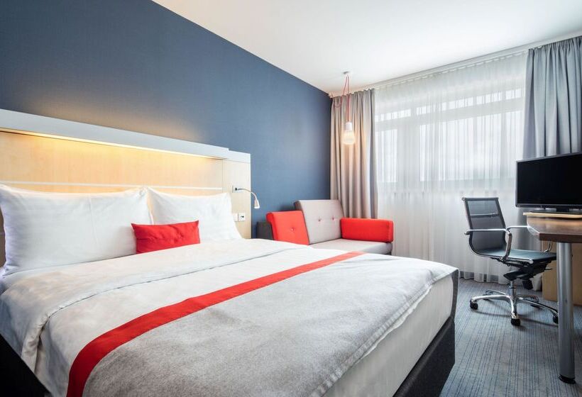 هتل Holiday Inn Express München Messe, An Ihg