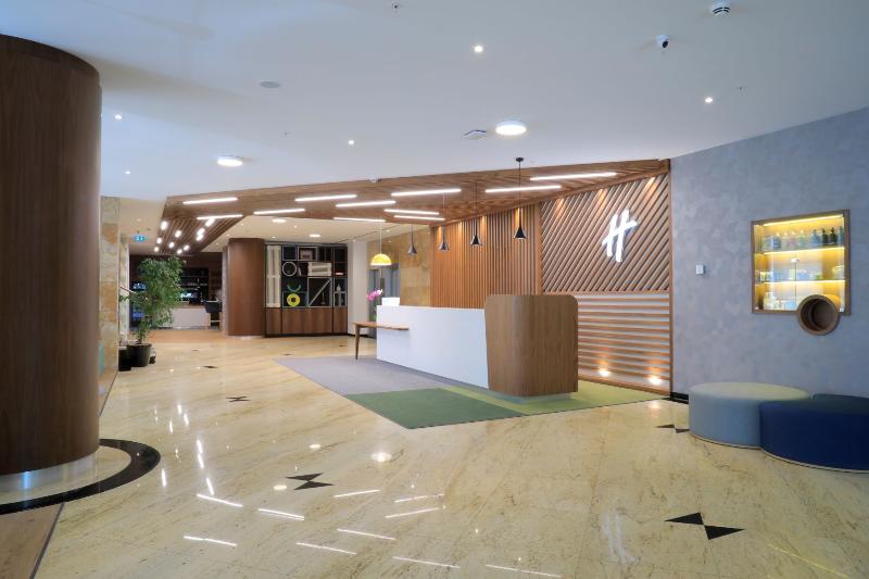هتل Holiday Inn Skopje, An Ihg
