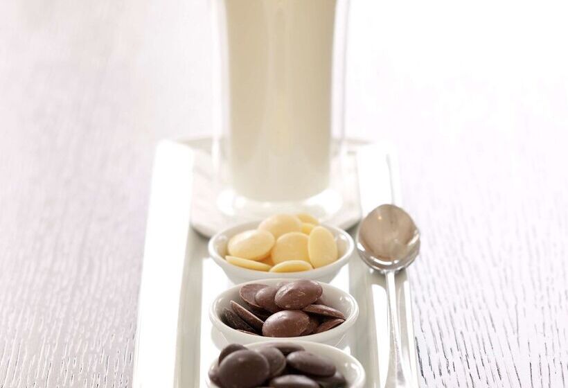 هتل Hyatt Regency Bishkek