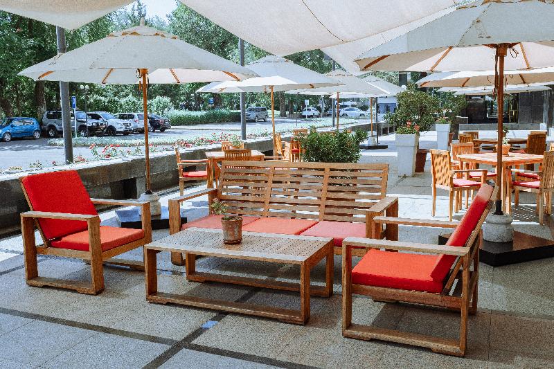 هتل Hyatt Regency Bishkek