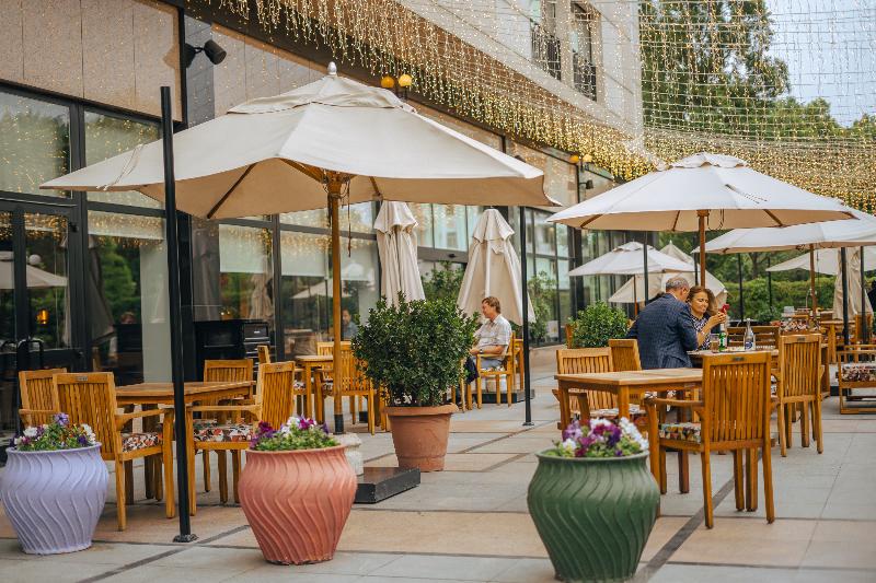 هتل Hyatt Regency Bishkek