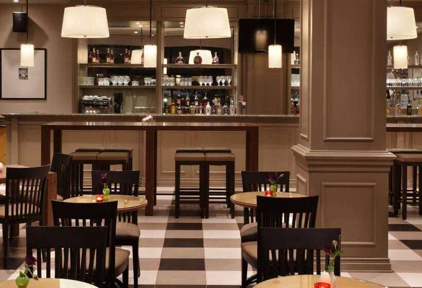 هتل Hyatt Regency Bishkek