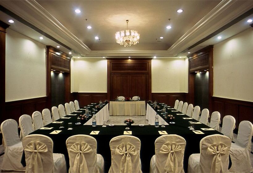 Katriya Hotel And Tower