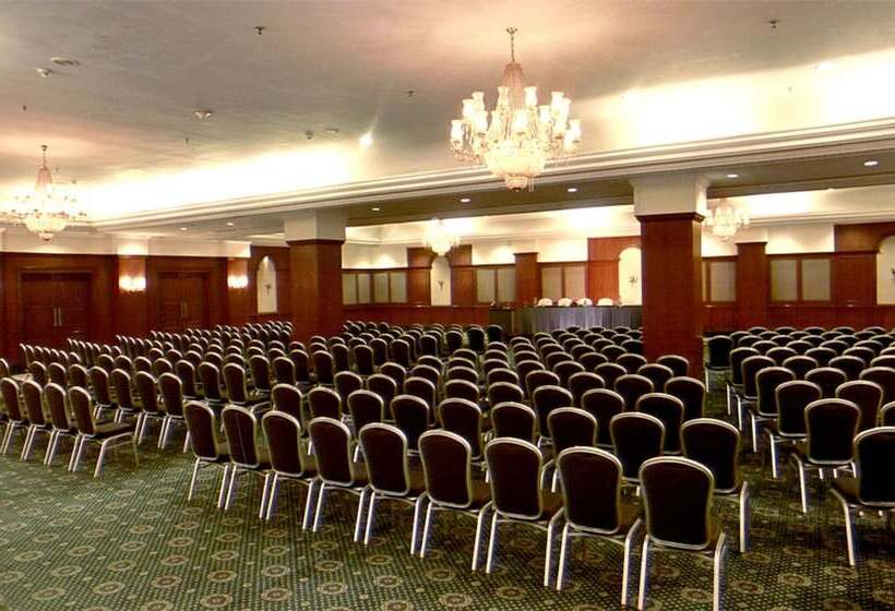 Katriya Hotel And Tower