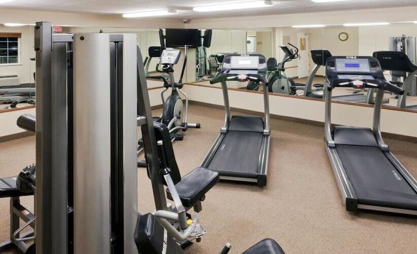 Katriya Hotel And Tower