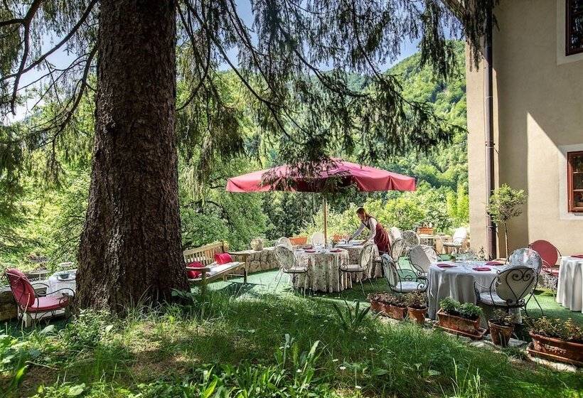 هتل Kendov Dvorec